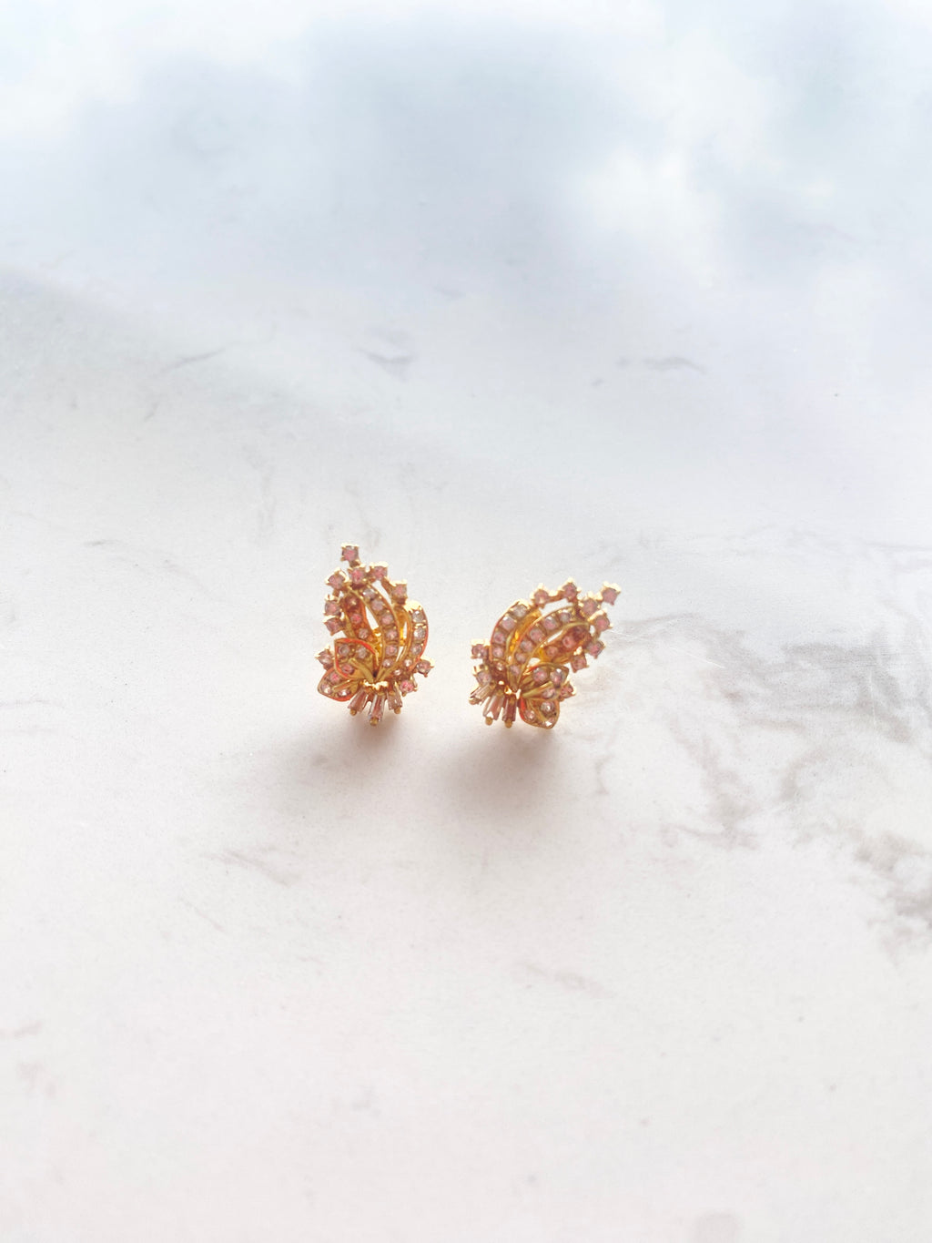 Leafy Seagrass almost 1 carat Round & Baguette Diamonds SET in 18K Yellow Gold
